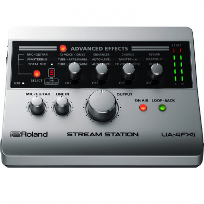 ROLAND UA-4FX2 внешний аудиоинтерфейс USB ROLAND UA-4FX2 внешний аудиоинтерфейс USB