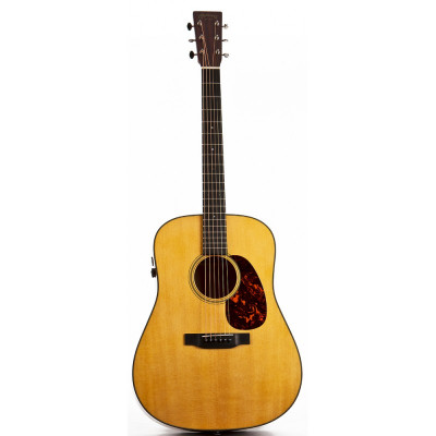 MARTIN D18E RETRO электроакустическая гитара Dreadnought с кейсом MARTIN D18E RETRO электроакустическая гитара Dreadnought с кейсом