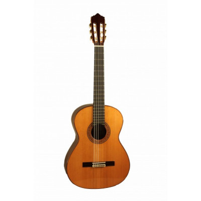 Гитара классическая 4/4 PEREZ 660 Cedar Гитара классическая 4/4 PEREZ 660 Cedar