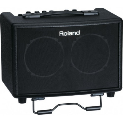Комбоусилитель для акустической гитары ROLAND AC-33 Комбоусилитель для акустической гитары ROLAND AC-33