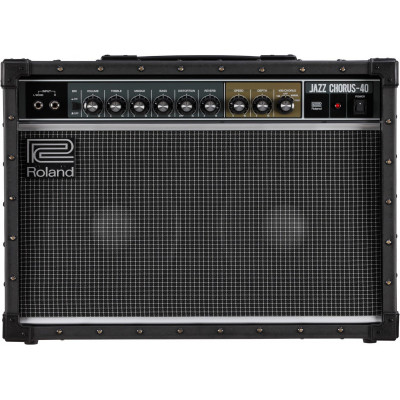 Комбоусилитель для электрогитары ROLAND JC-40 Комбоусилитель для электрогитары ROLAND JC-40